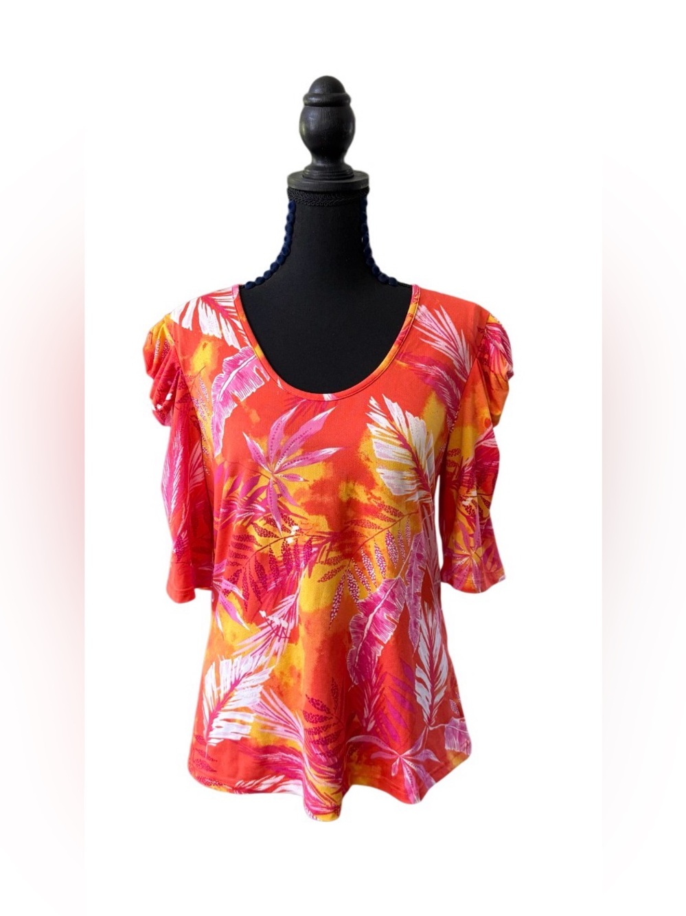 Stem and Vine Vibrant Tropical Print Women's Scoop Neck Top - Orange/Hot Pink